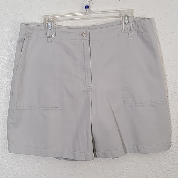 NWT Jones NY Sport cotton shorts with pockets, size 16 - Picture 1 of 9